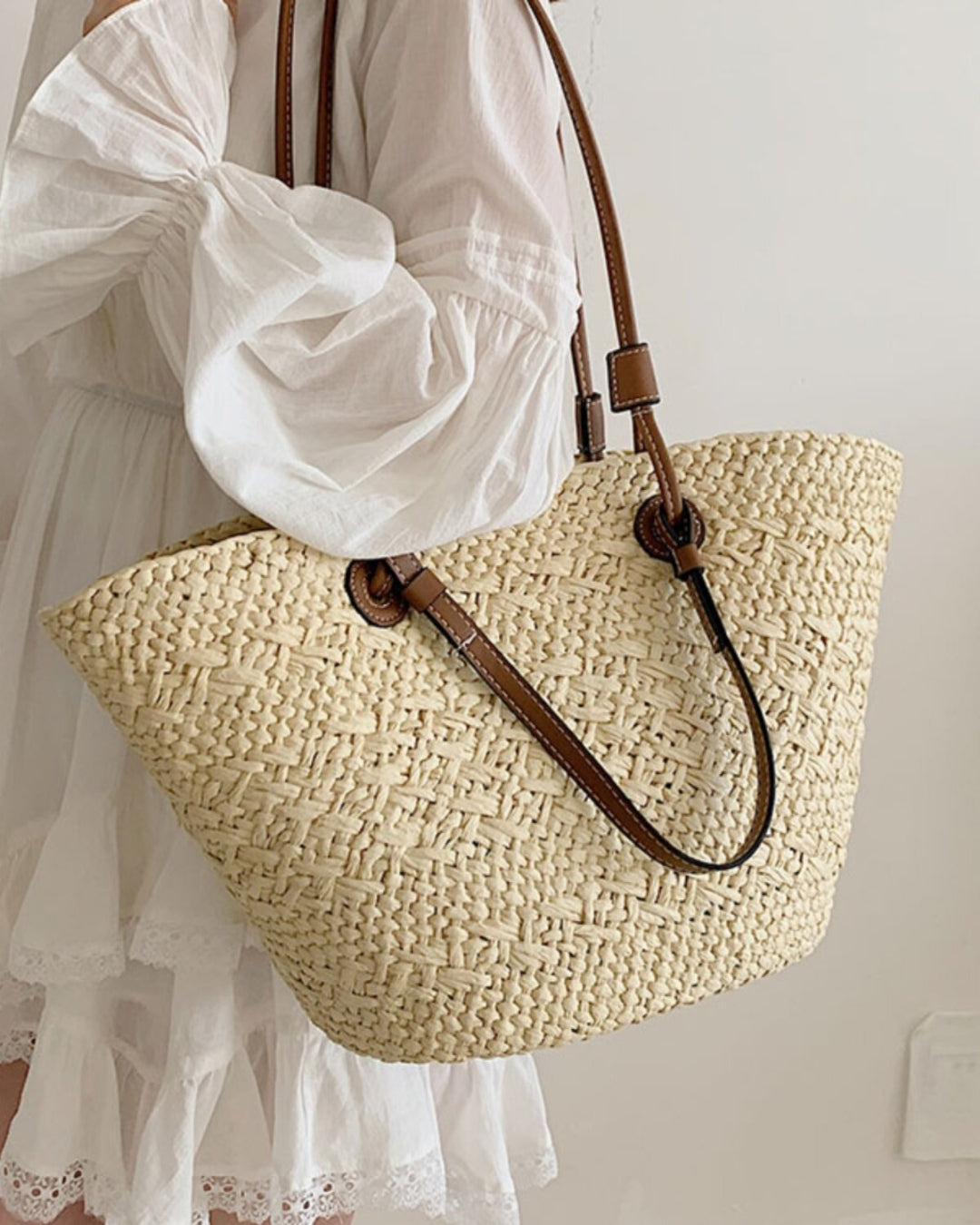 Olivia Straw Raffia Bag